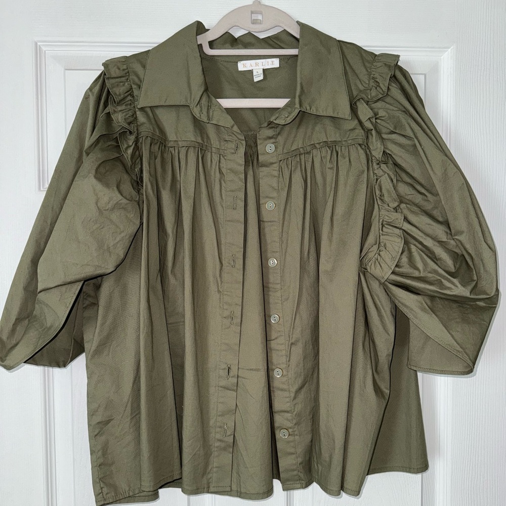 NWOT Karlie Top